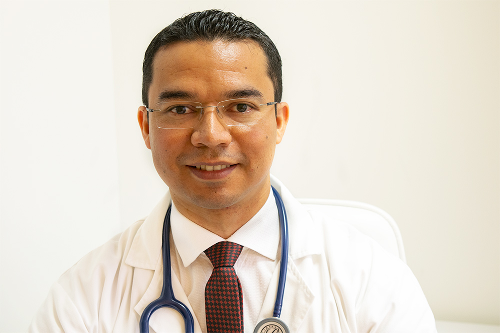 Foto de Dr. Allan Rivera Juárez