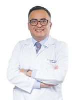 DR. VLADIMIR ULLUAURI - Ecuador